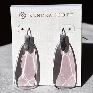 Kendra Scott | Maize Drop Earrings in Violet Glass